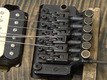 Changer les cordes d'une guitare électrique équipée d'un Floyd Rose