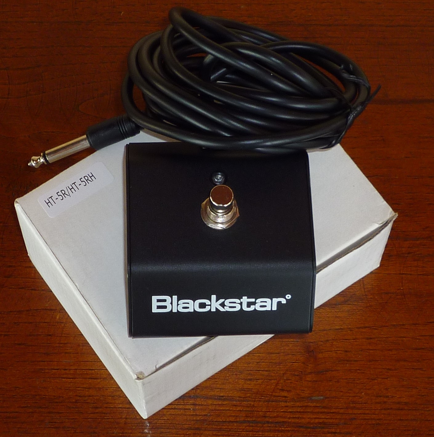 HT5 FOOTSWITCH* Blackstar Amplification HT5 Footswitch* Audiofanzine