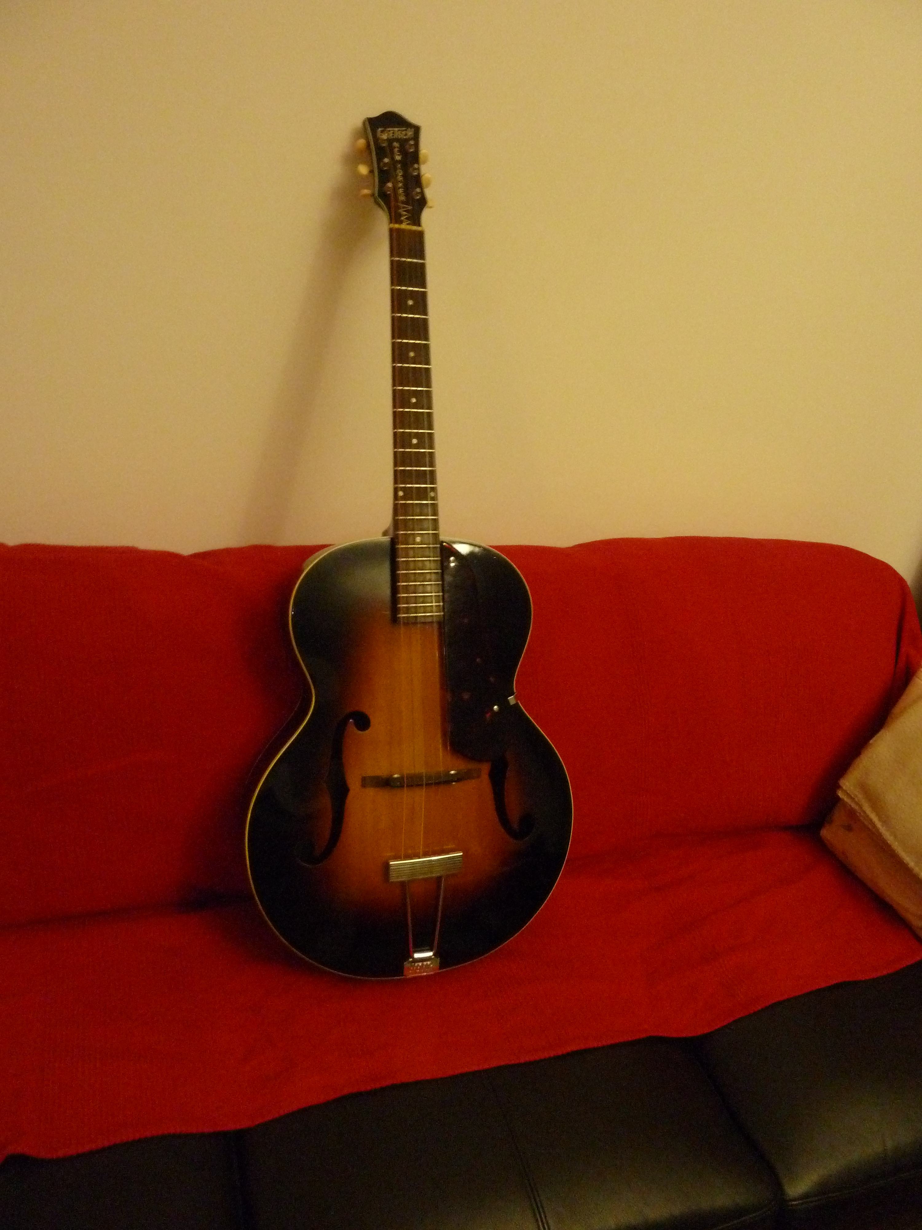 Gretsch New Yorker Vintage Sunburst Audiofanzine