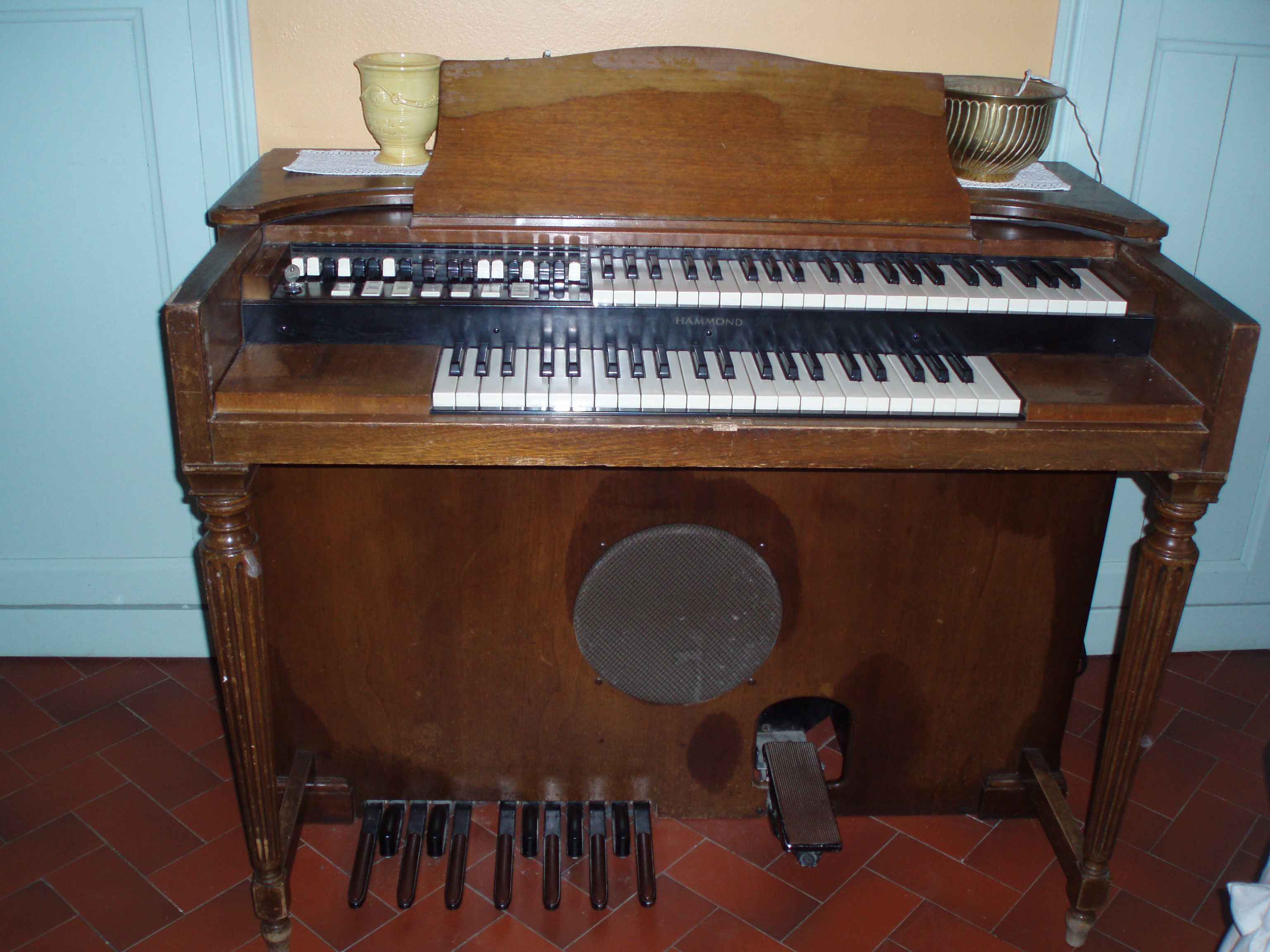 Hammond M2 image (236228) Audiofanzine