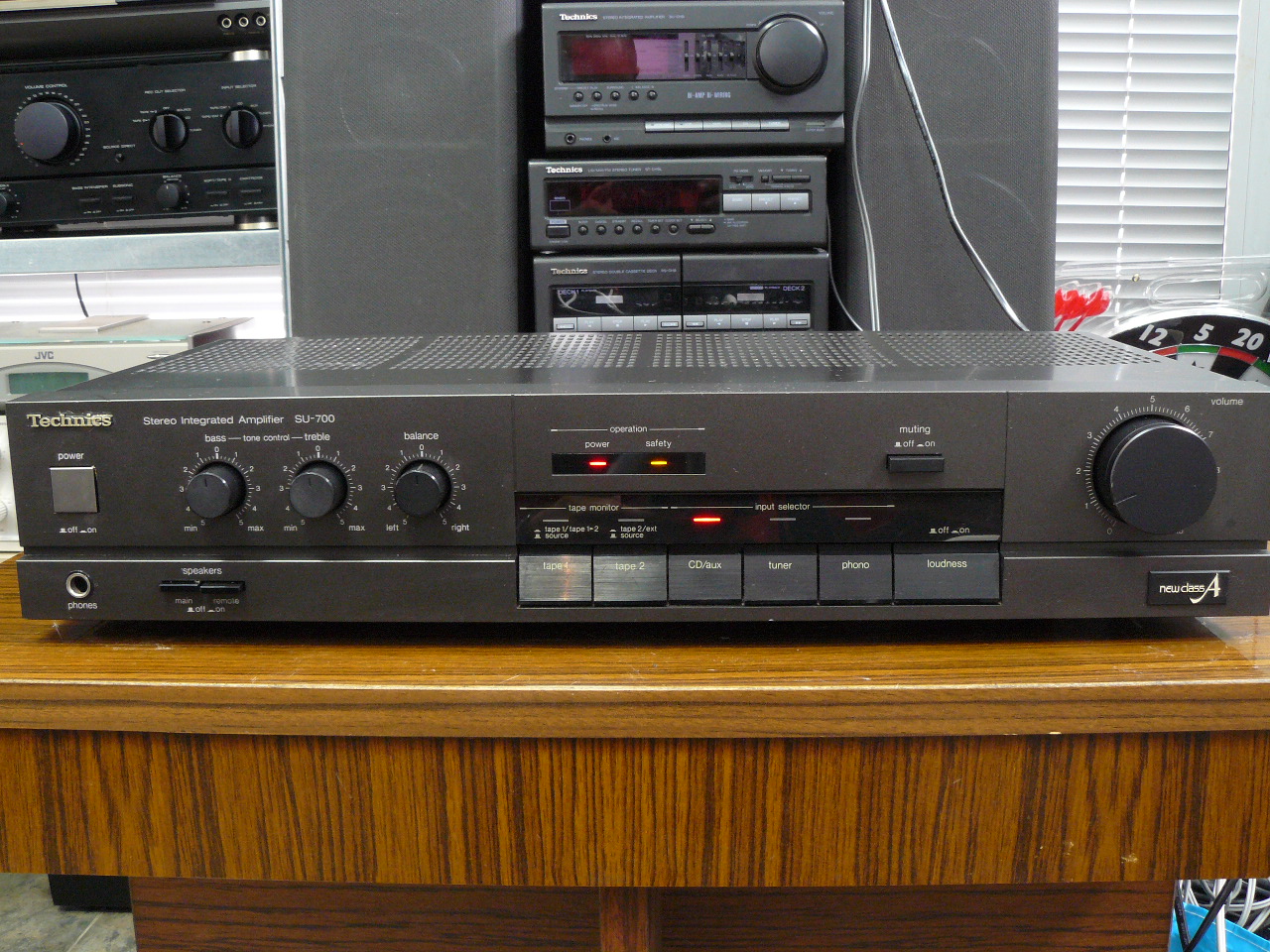 SU-700 - Technics SU-700 - Audiofanzine