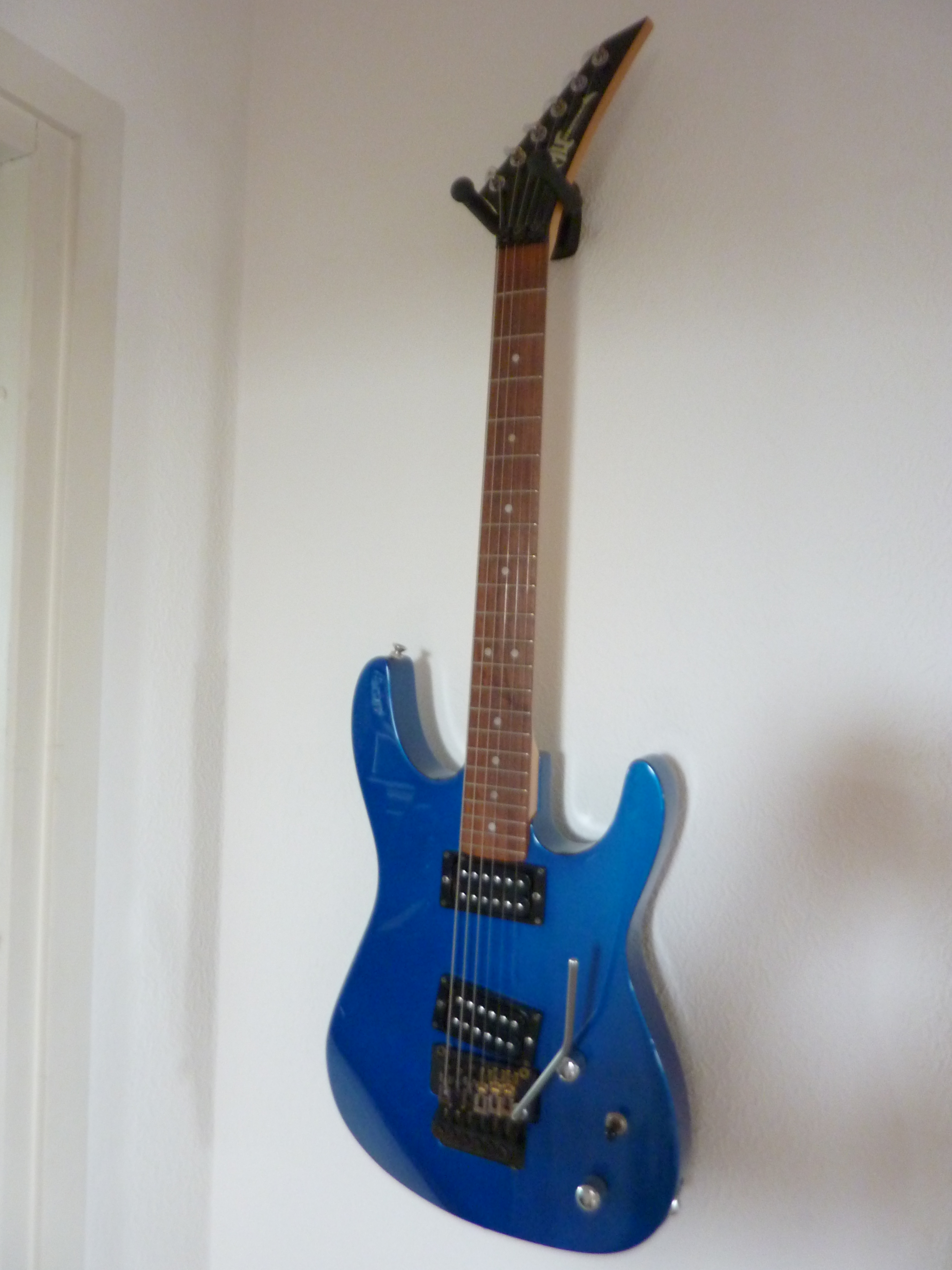 Pictures and images Witkowski Custom Guitars solid body de type sc