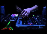 Traktor Kontrol Z2: Sneak Preview of the 2+2 Control DJ Mixer