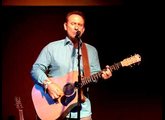Colin Hay - Who Can It Be Now (acoustic) Apr. 24, 2007