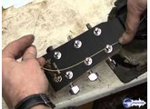 Changer les cordes d'une guitare acoustique ou électro-acoustique