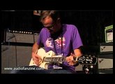Hamer Mon Ow XT serie Video Demo [NAMM 2011]