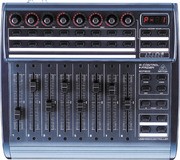 Behringer BCF2000