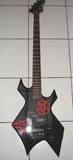 B.C. Rich Warlock (Platinum)