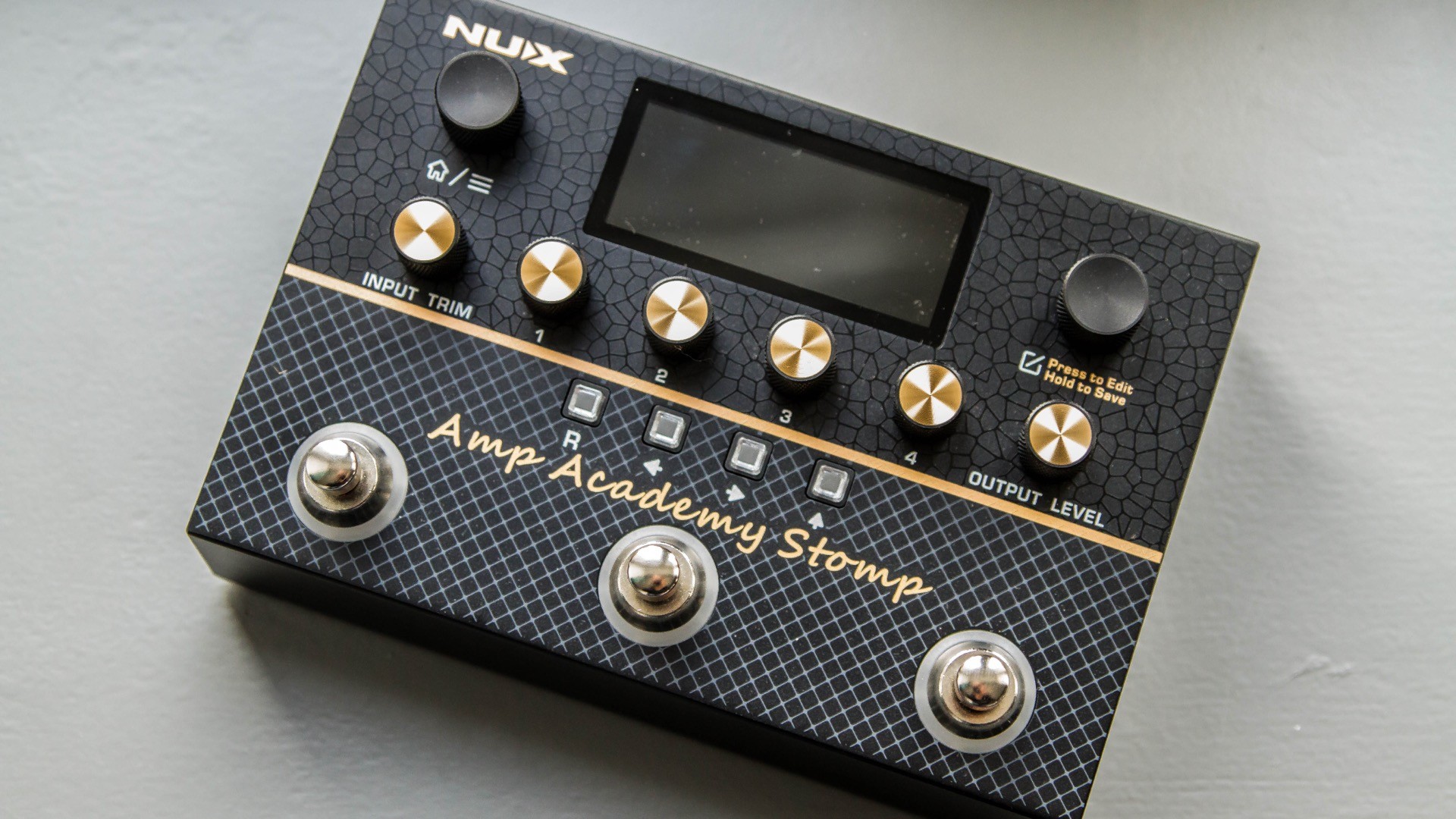 Test du pédalier multi-effets nUX Amp Academy Stomp