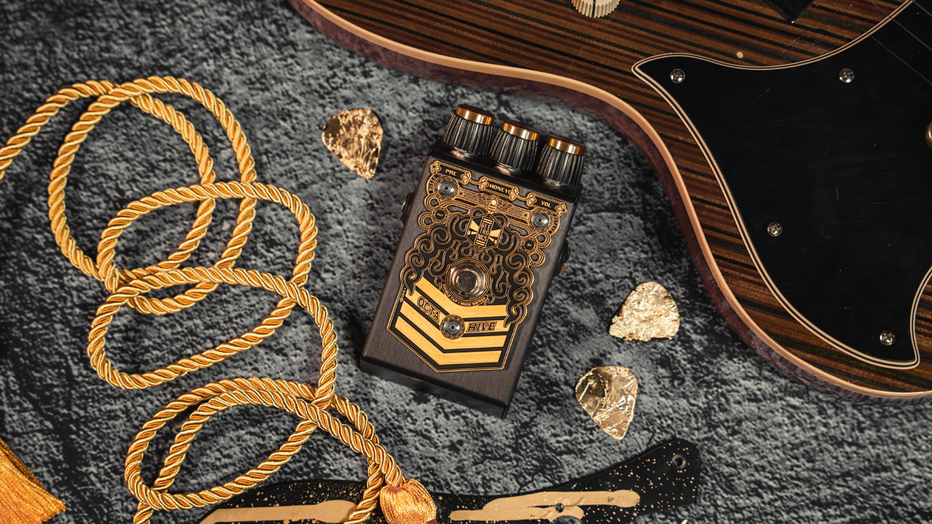 Beetronics lance l'OctaHive V2 - Audiofanzine
