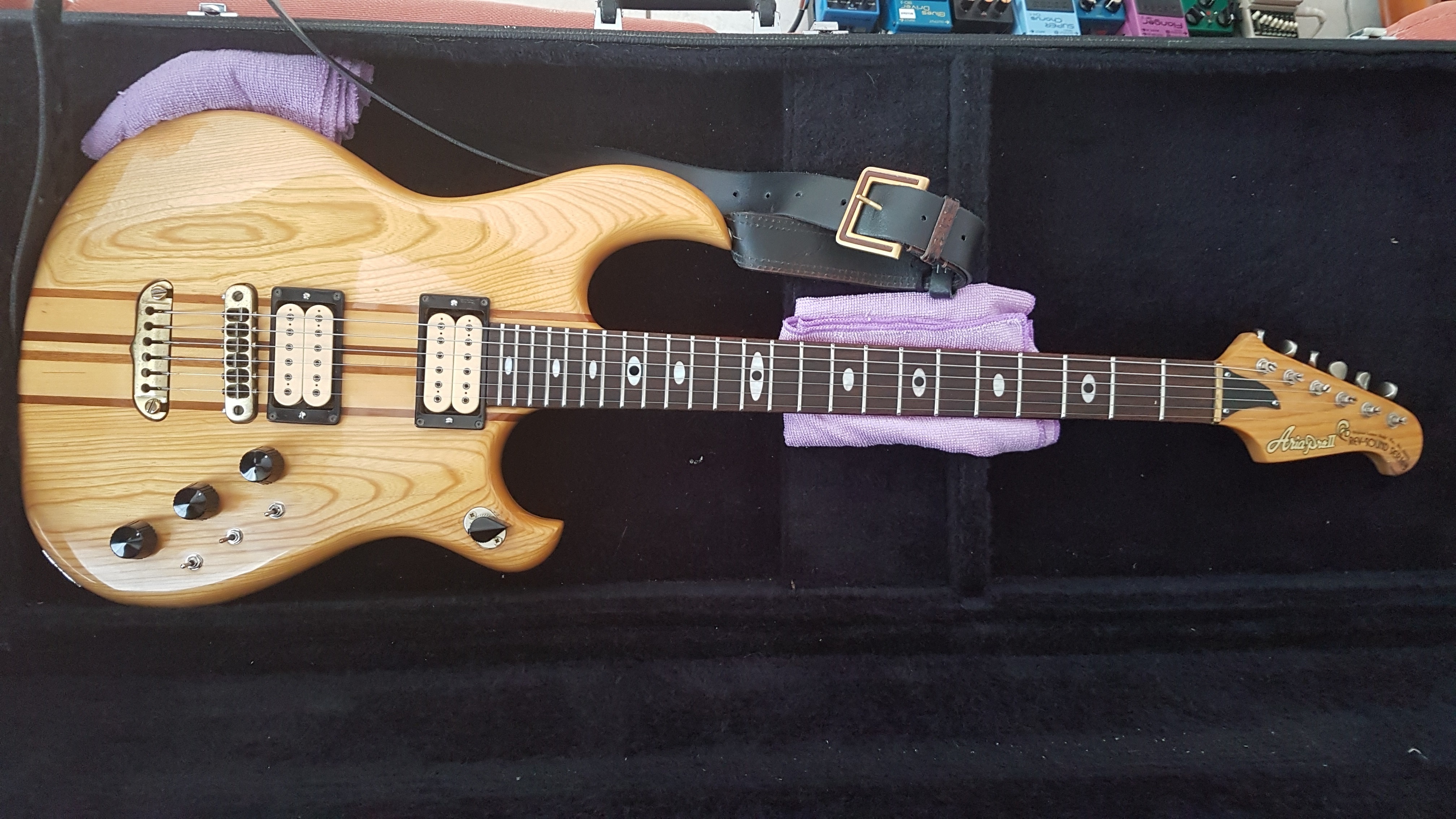 ギター Aria Pro ii RS-750D 1980 Aria Pro II Rev-Sound RS-750 Neck Through Superstrat