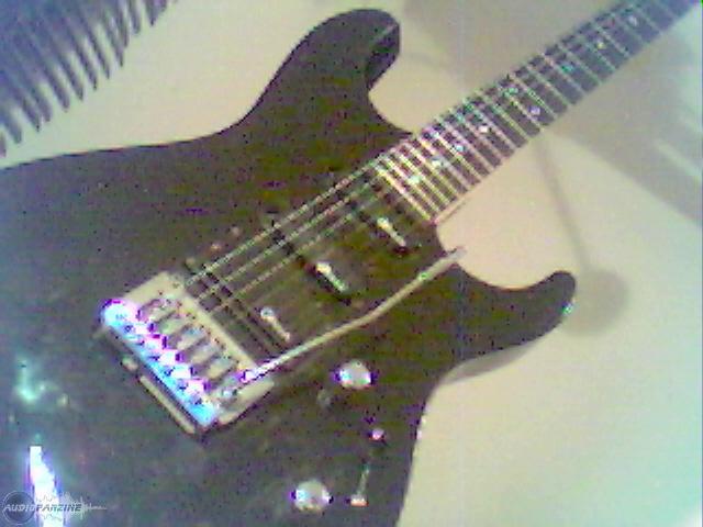 charvel cx 692