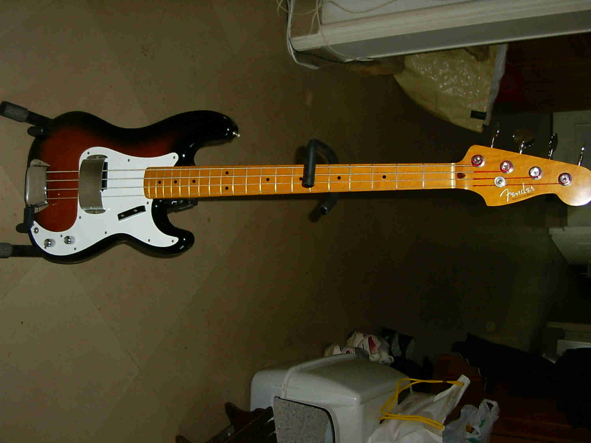 PB-57 - Fender PB-57 - Audiofanzine