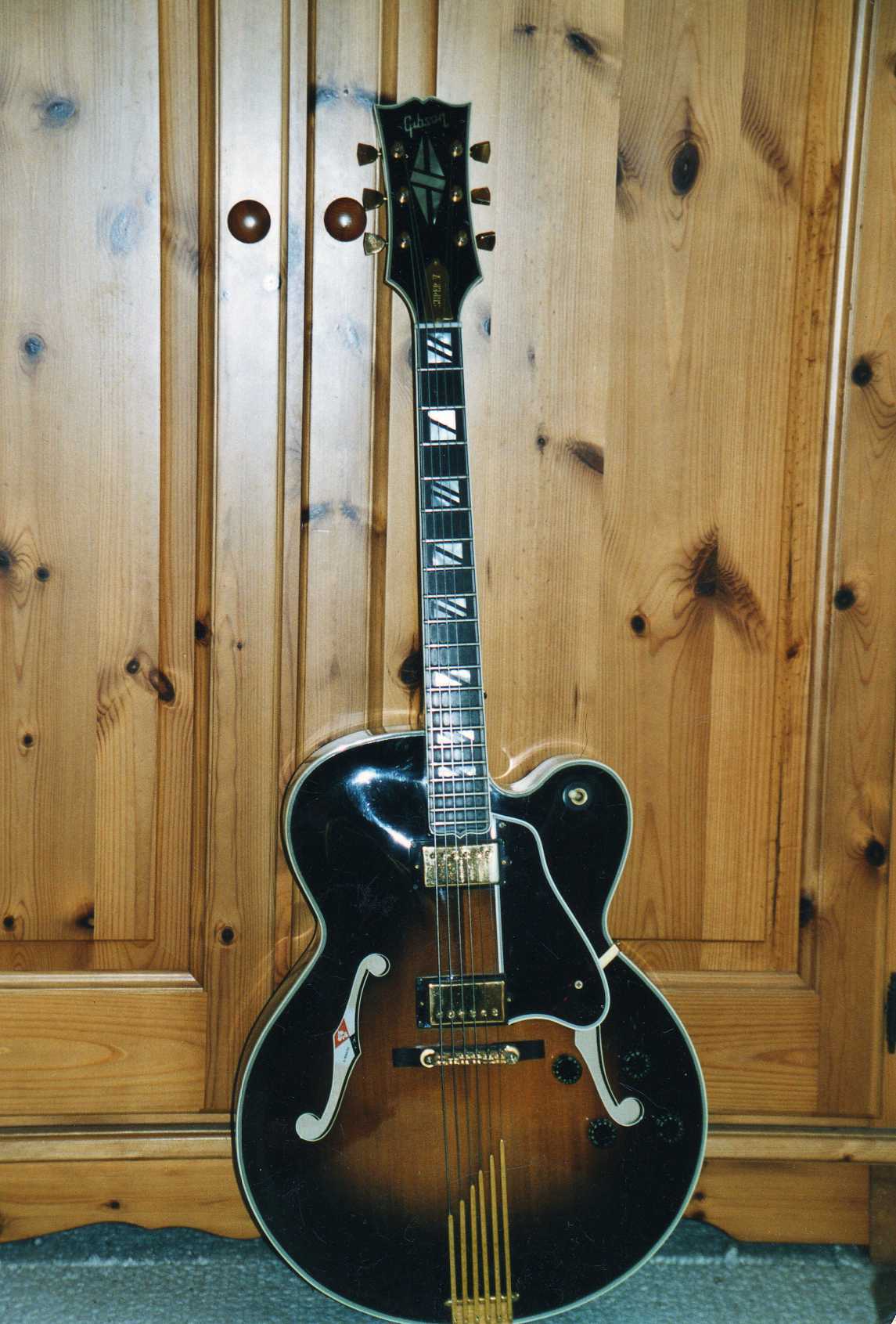 gibson super v ces