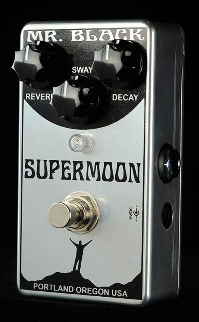 SuperMoon Chrome - Mr. Black SuperMoon Chrome - Audiofanzine