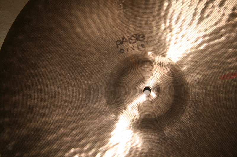 Pictures and images Paiste Dixie Medium Thin 22'' - Audiofanzine