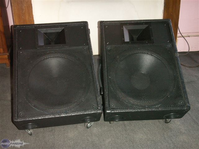 peavey es 15 speakers