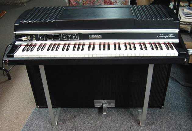 Rhodes Mark II Suitcase - Electric Piano - Audiofanzine