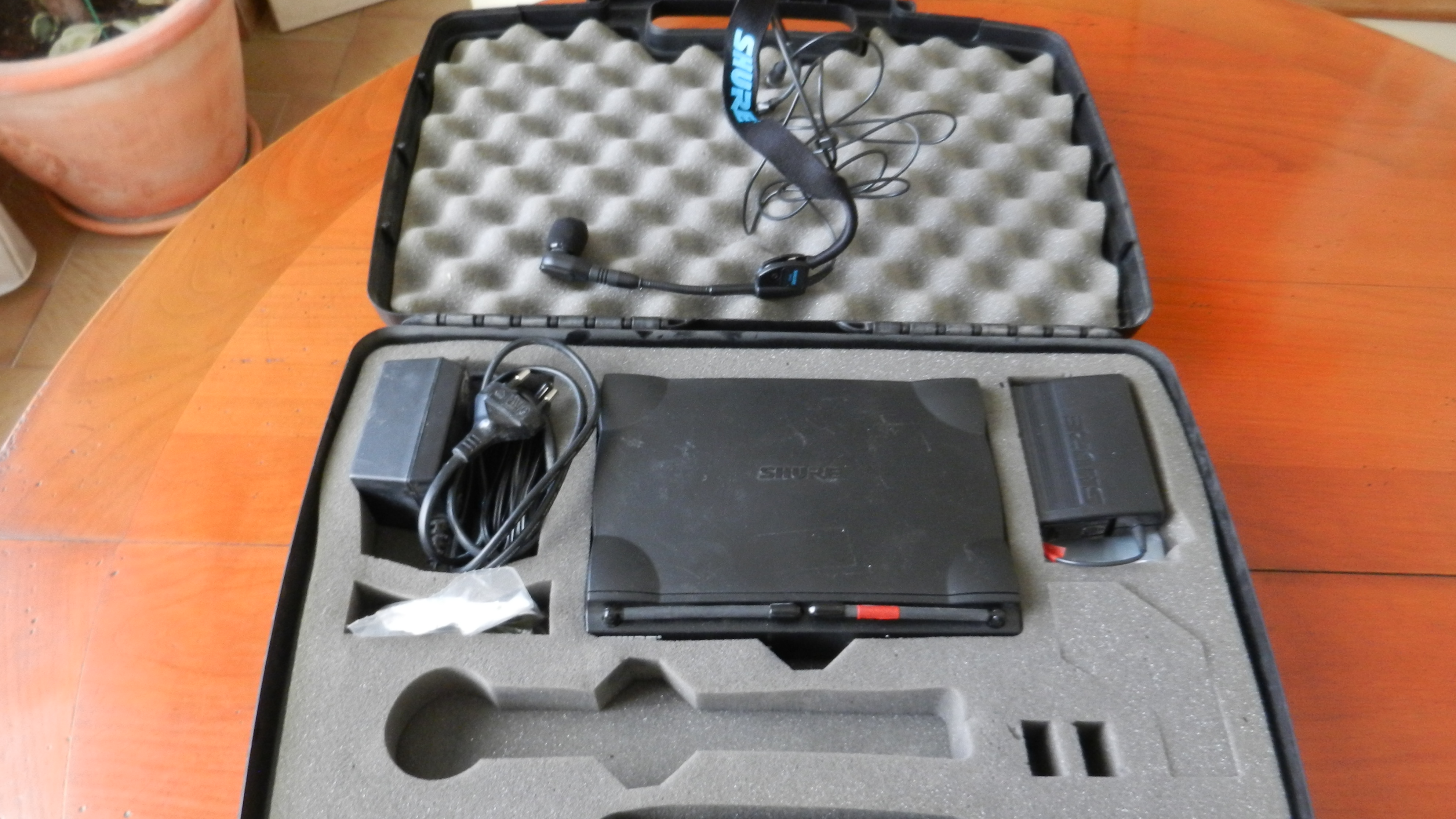 Photos et images Shure UT4-TN - Audiofanzine