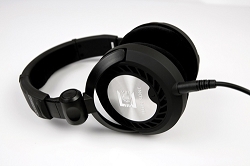 Ultrasone Pro 2900 Mini-Review : The Barry White of Headphones 