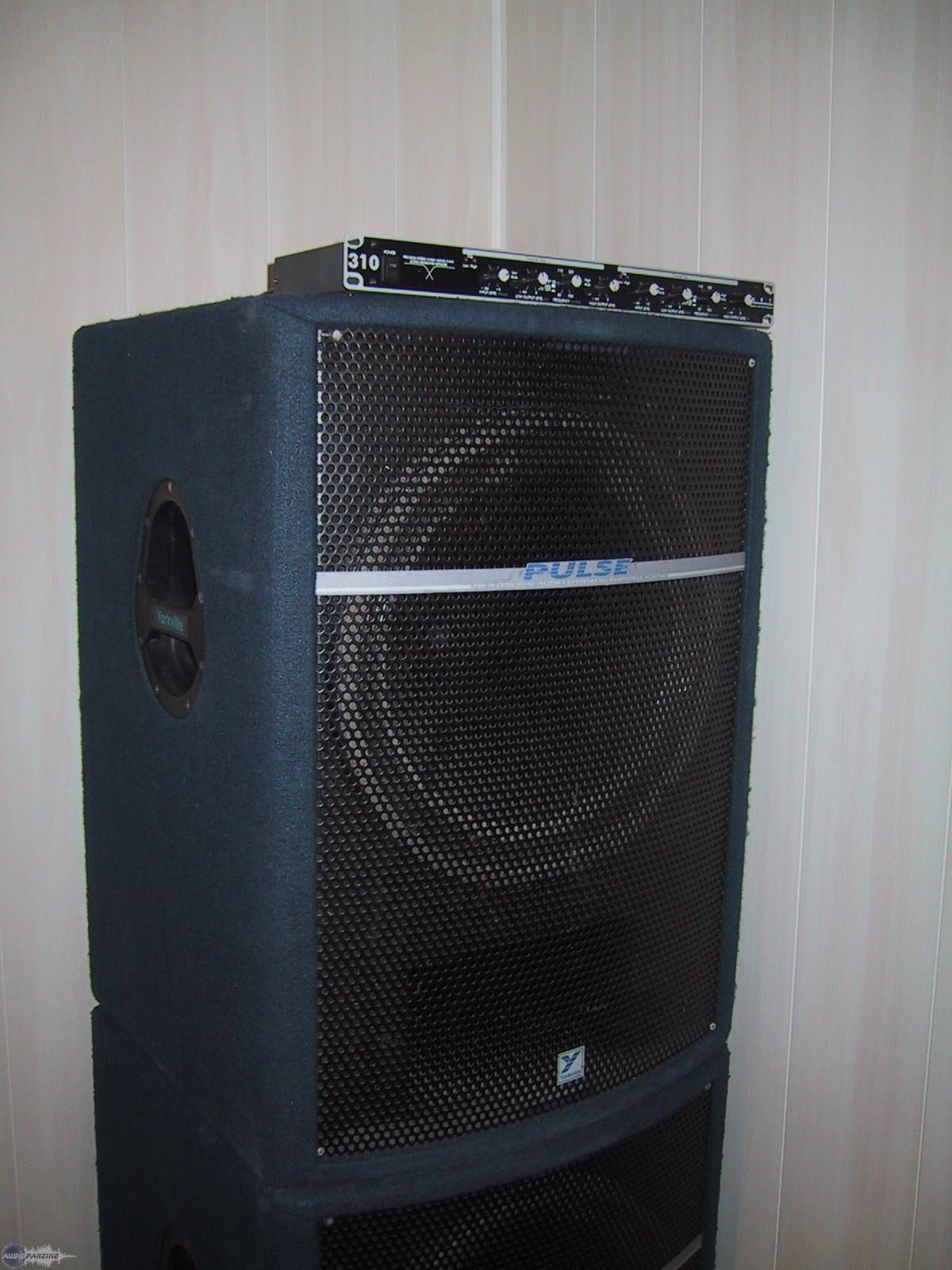 PS 18 - Yorkville PS 18 - Audiofanzine