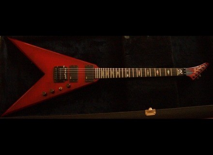 Kerry King Signature V Custom Shop USA (Bernie Rico Jr) - Audiofanzine