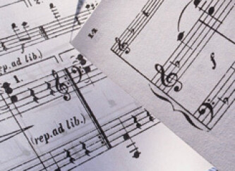 Using II-V-I and pivot chords
