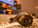 Using headphones in mastering