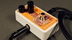 Test de la pédale Electro-Harmonix Flatiron Fuzz