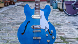 Test de l’Epiphone Casino Worn Blue Denim