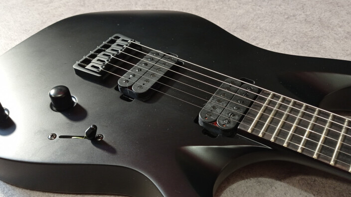 Test de la guitare Solar A2.6C G2 : La crème, Solar ?