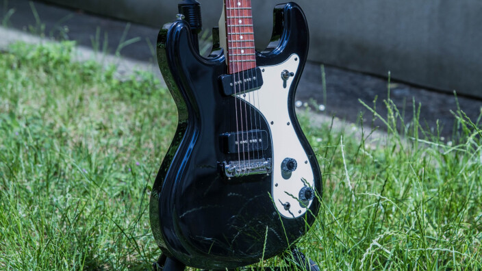 Test de la guitare Harley Benton MR-Classic : Mosrite Style ?