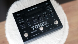 Test de la pédale IK Multimedia ToneX Pedal