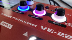 Test du processeur vocal Boss VE-22