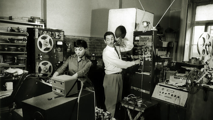 Les grands oubliés de la musique électronique au cinéma : Bebe et Louis Barron : pionniers de l'electro