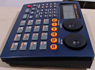 Test de la Boss DR-770