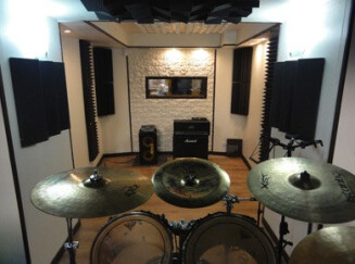 Un home-studiste améliore l’acoustique de son local