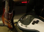 Didier Duboscq teste les Fender Standard Jazz Bass et Precision Bass
