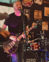 2.ZERO groupe rock cherche 2ème guitariste