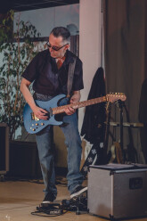 Groupe AKP cherche chanteur(se)