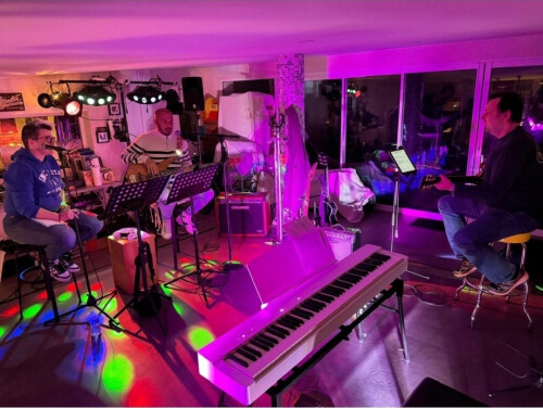Groupe cherche batteur pop rock pays D'Aix