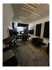 Location à l'année studio d'enregistrement à Paris Nation, Buzenval, Avron, production, mixage, cours