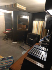 Location mensuelle Studio de musique (répétition) à Croix paquet