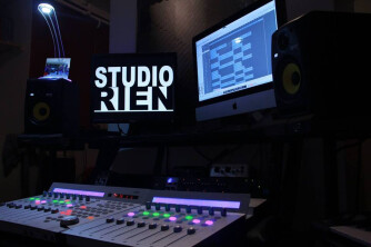 Studio d'enregistrement disponible pour sessions