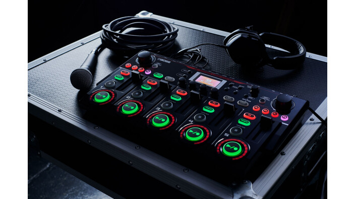 Boss passe son looper-board RC-505 en version MkII