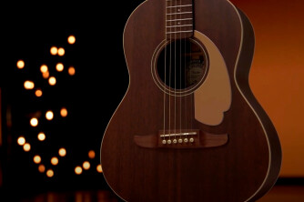 Fender a décliné ses folks de la série California en versions Mini