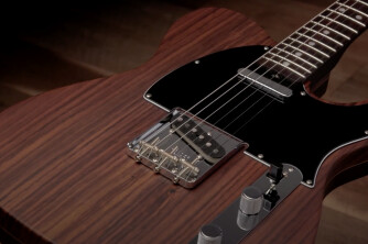 Fender présente la nouvelle George Harrison Rosewood Telecaster