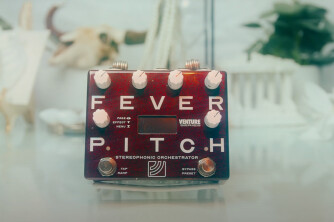 Alexander Pedals présente le Fever Pitch Stereophonic Orchestrator