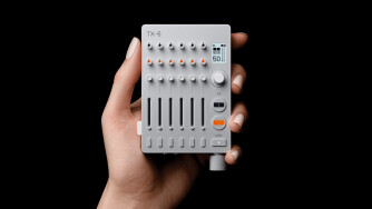 Teenage Engineering revient avec l'inattendue TX-6