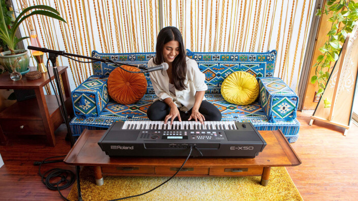 Roland annonce le E-X50